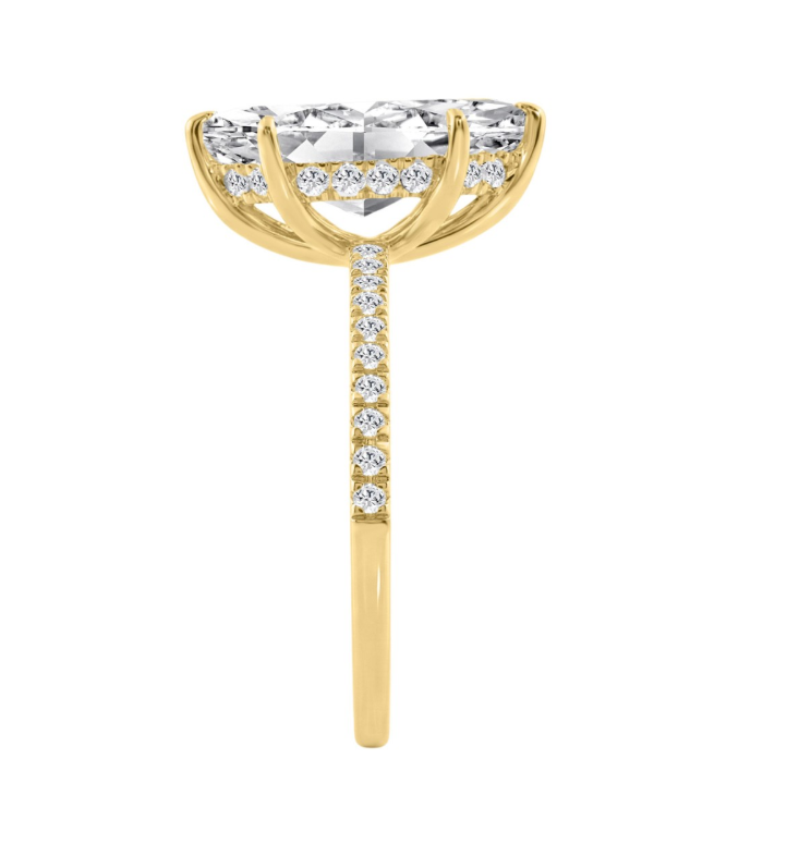 14K YELLOW GOLD 2 1/4CT MARQUISE/ROUND DIAMOND LADIES RING (CENTER STONE MARQUISE DIAMOND 2CT)